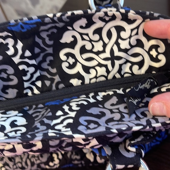Vera Bradley shoulder bag-retired pattern - Picture 3 of 4